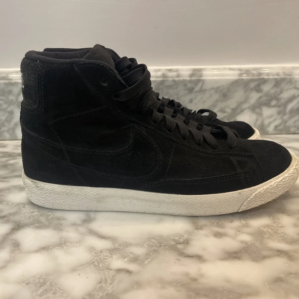 Nike Blazer Mid GS Suede Black White High Unisex Sz 6Y 895850-003 Retro 77